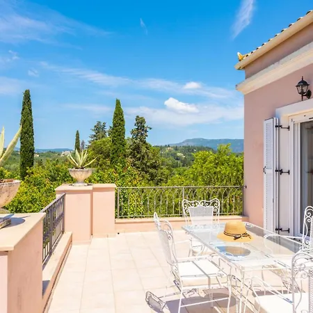 Villa Denise Pouládes