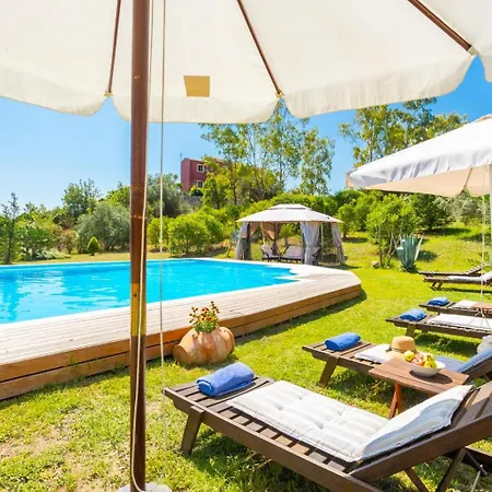 Denise Villa Pouládes